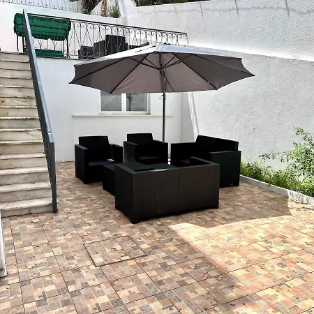 Suites 8 With Private Bathroom And Terrace Oeiras